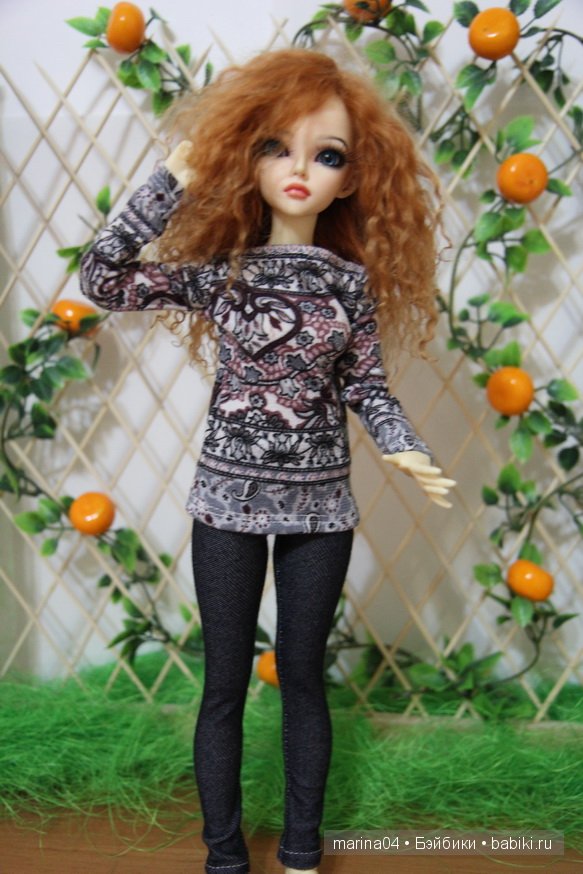 Алиса в магазине подбирает гардероб на осень (фото 5)