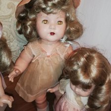 Антикварные композитные девочки ждут знающих людей