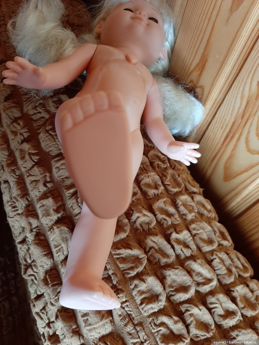 Сравнение игровых кукол Весна и Карапуз