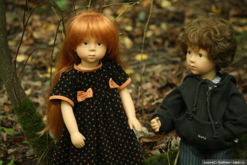 Осень, дождями шаркая, в гости ко мне пришла