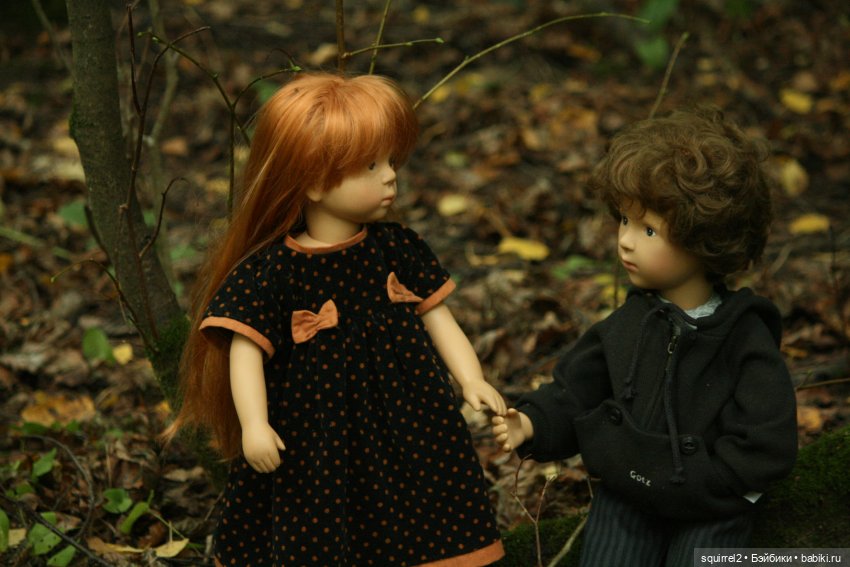 Осень, дождями шаркая, в гости ко мне пришла