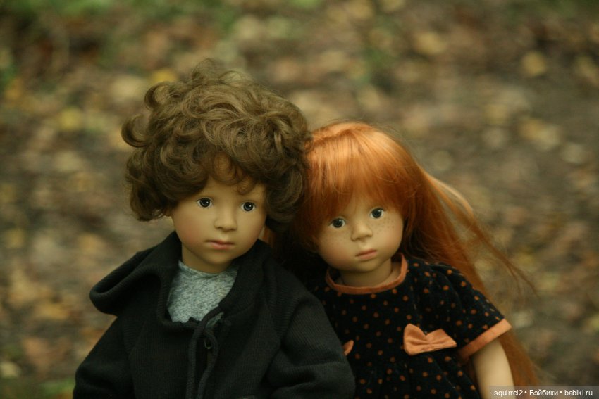 Осень, дождями шаркая, в гости ко мне пришла