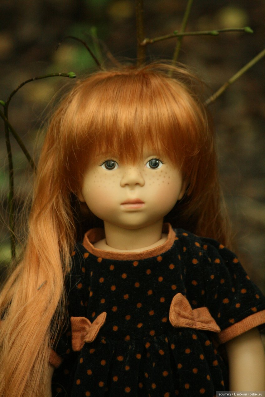 Осень, дождями шаркая, в гости ко мне пришла