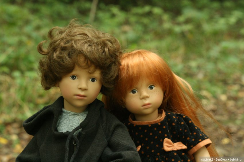 Осень, дождями шаркая, в гости ко мне пришла