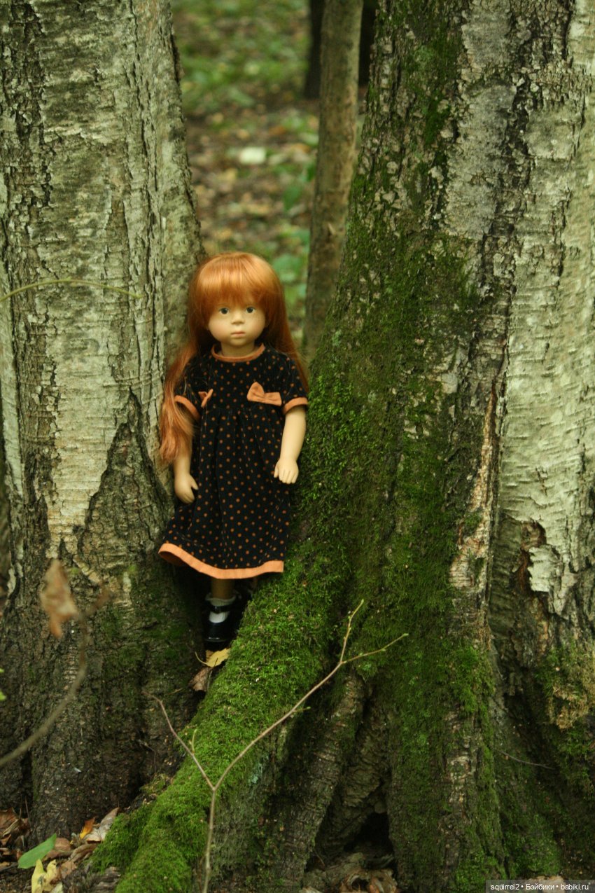 Осень, дождями шаркая, в гости ко мне пришла