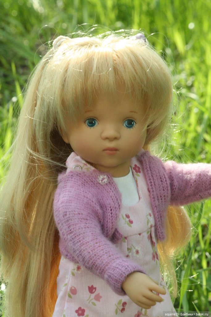 Майская прогулка. Тара и старший брат