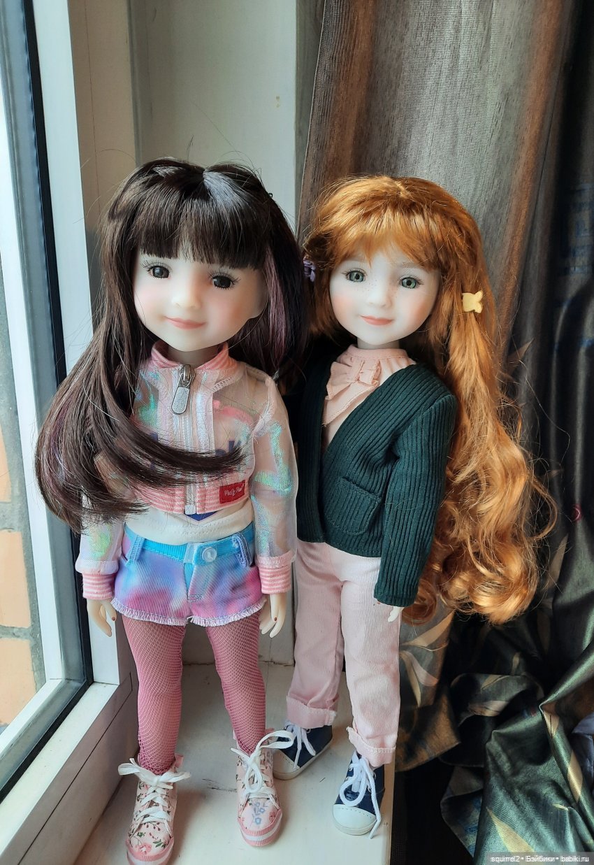 Прогулка с Александрой — Куклы Ruby Red (Руби Ред) Fashion Friends: Siblies (фото 3)