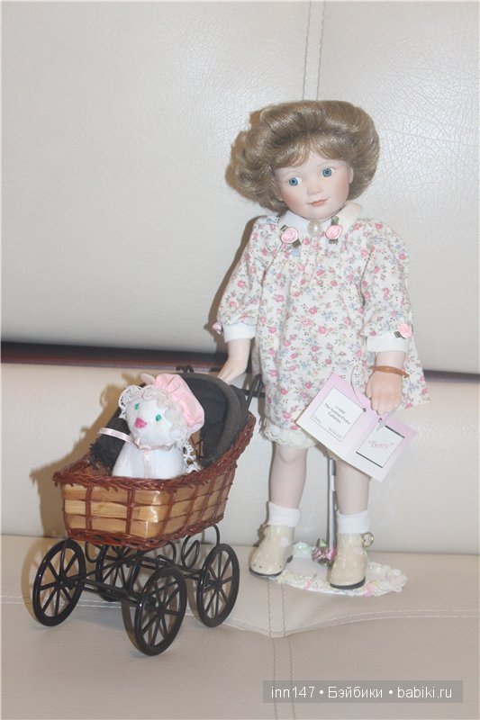 Маленькая Бетти, фарфоровая кукла Mary Tretter