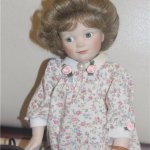 Маленькая Бетти, фарфоровая кукла Mary Tretter