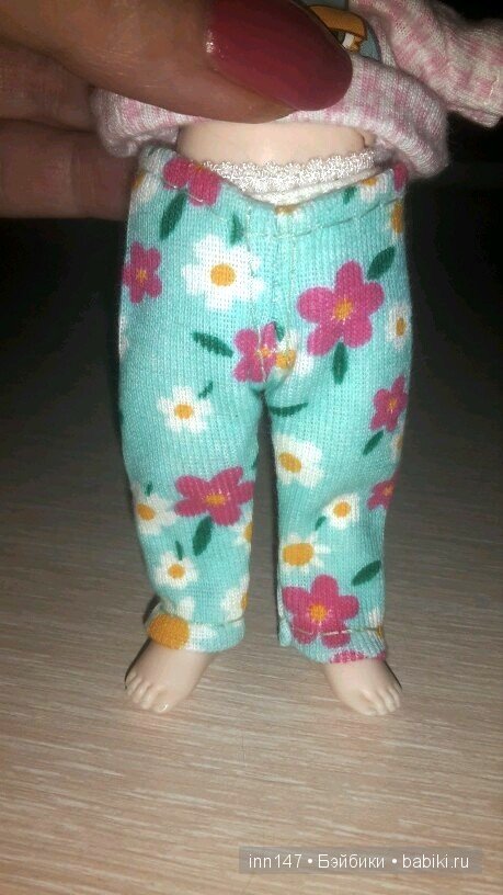 Наши обновочки, штанишки у пукифи Бони)))
