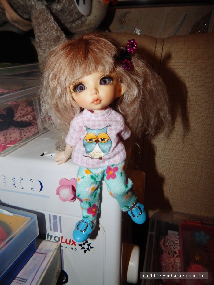 Наши обновочки, штанишки у пукифи Бони)))