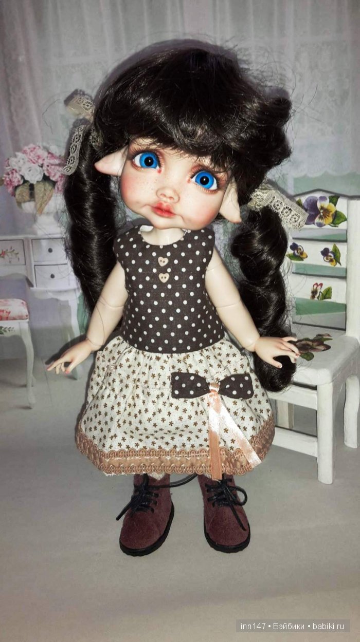 Показ мод, сегодня, только платья моего изготовления). Модель Ромашка