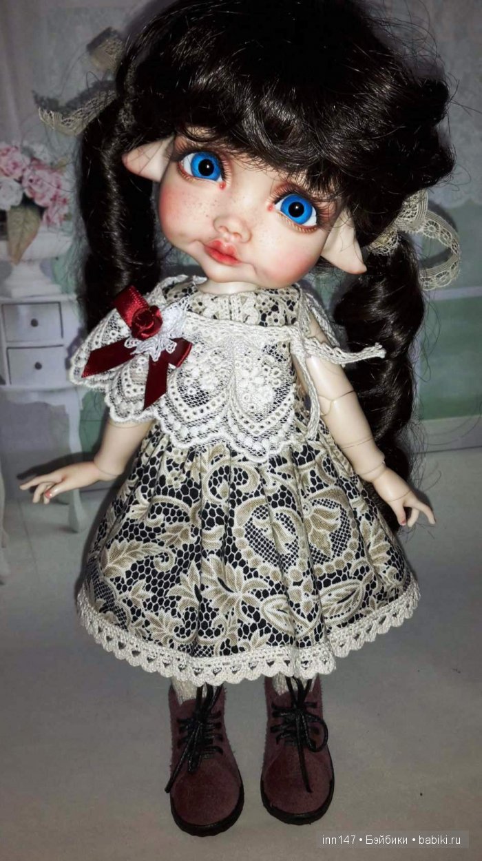 Показ мод, сегодня, только платья моего изготовления). Модель Ромашка