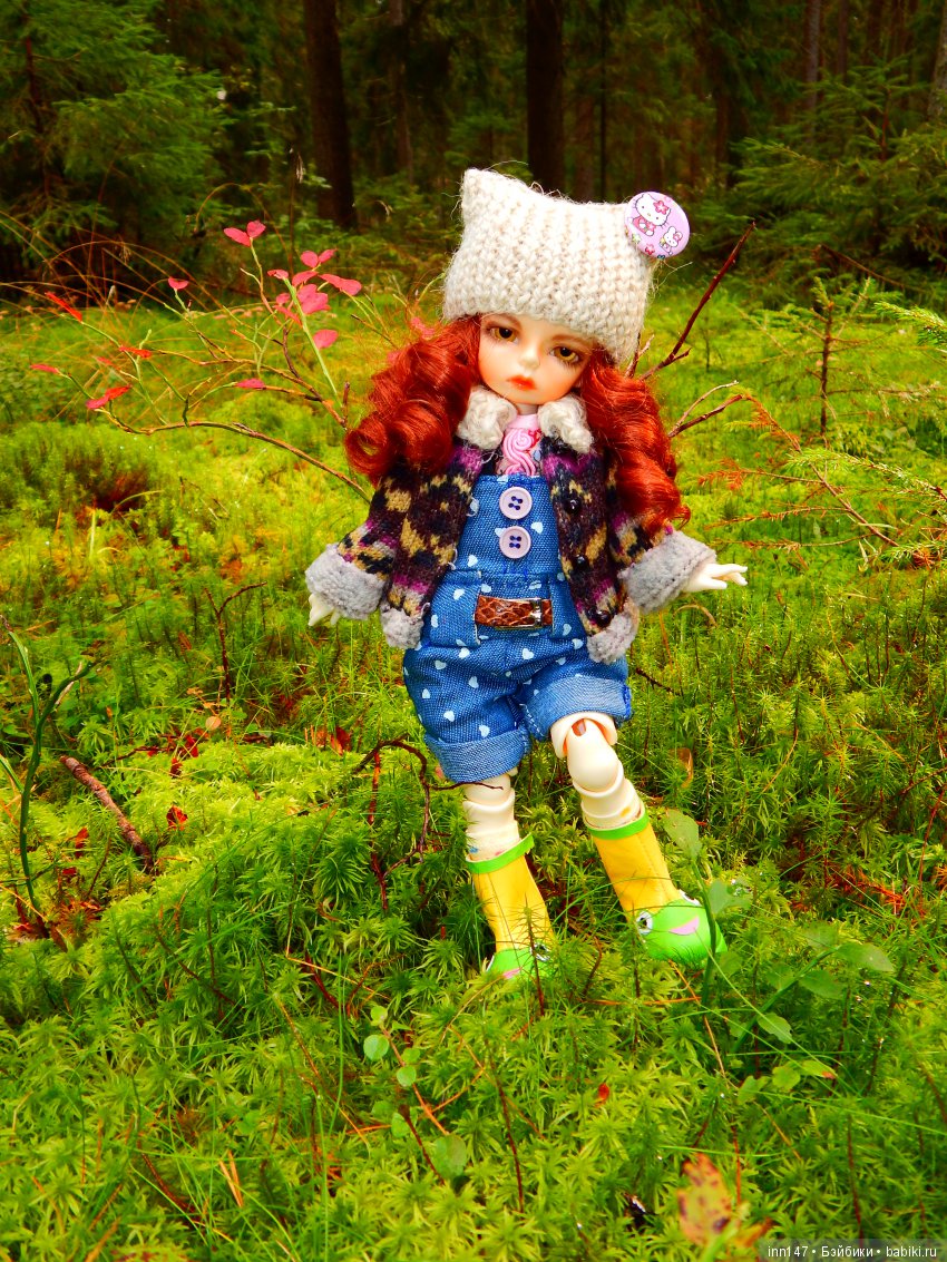 Осень. Мы в пригороде Санкт-Петербурга с Вивиан вышли на прогулку