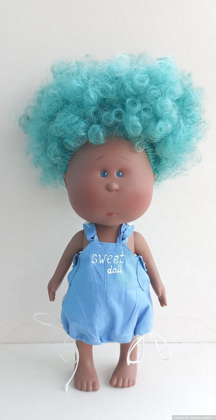 Весёлая троица — Куклы Nines d'Onil (Нинес): Миа (Mia) (фото 6)