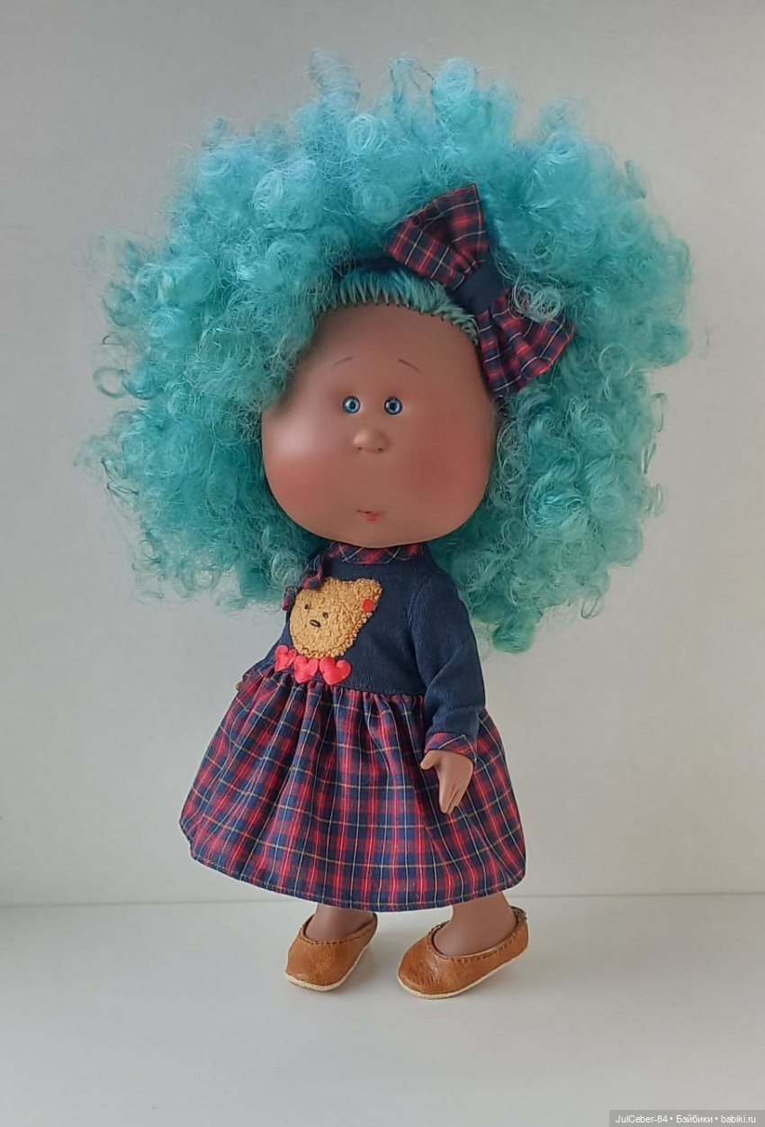 Весёлая троица — Куклы Nines d'Onil (Нинес): Миа (Mia) (фото 7)