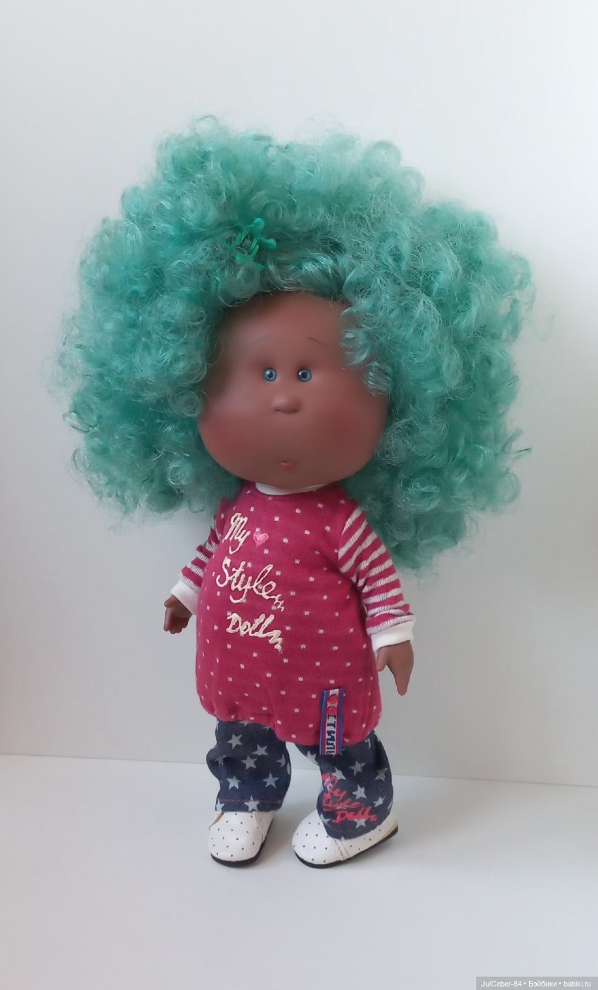 Весёлая троица — Куклы Nines d'Onil (Нинес): Миа (Mia) (фото 5)
