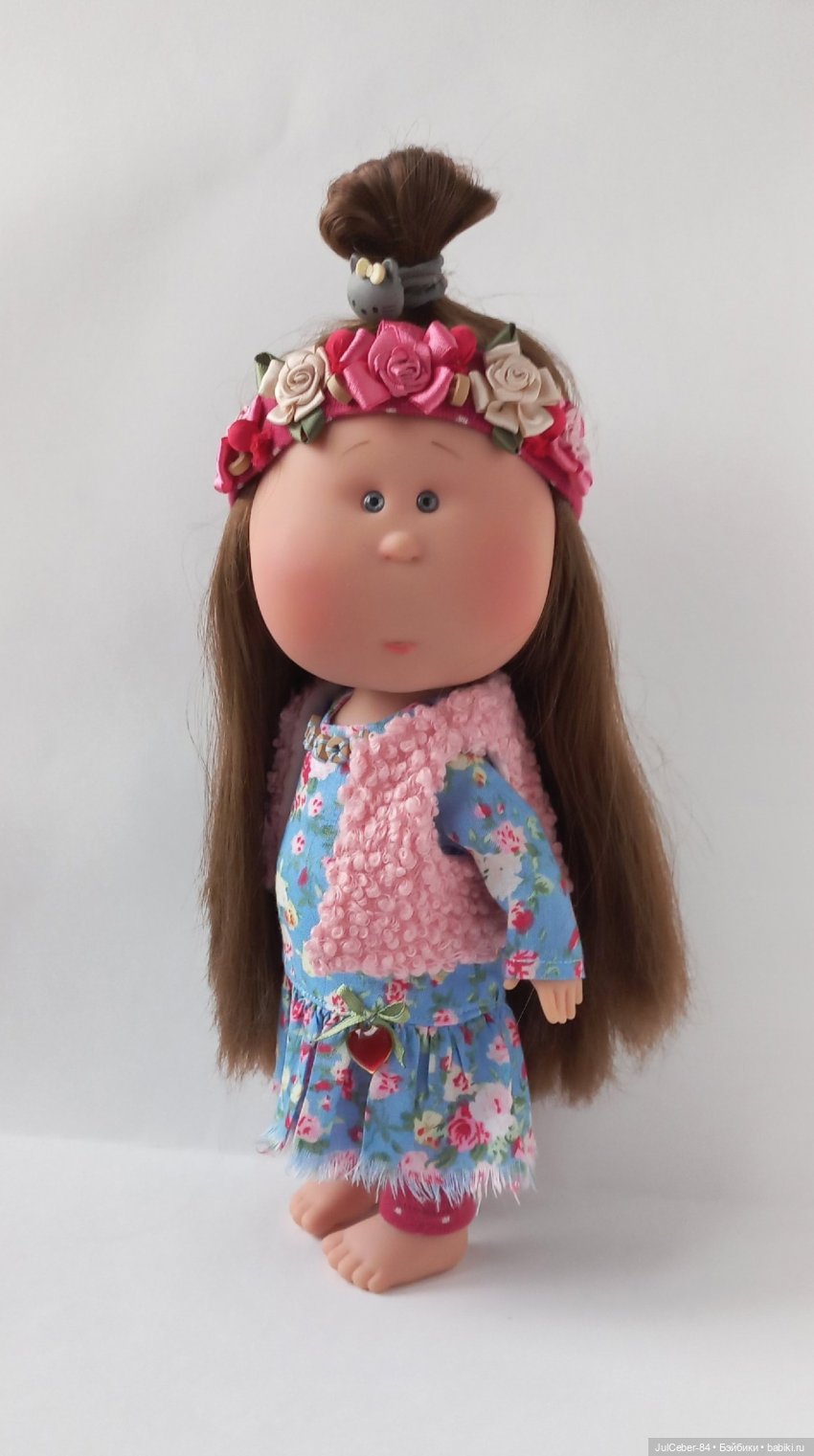 Весёлая троица — Куклы Nines d'Onil (Нинес): Миа (Mia) (фото 2)