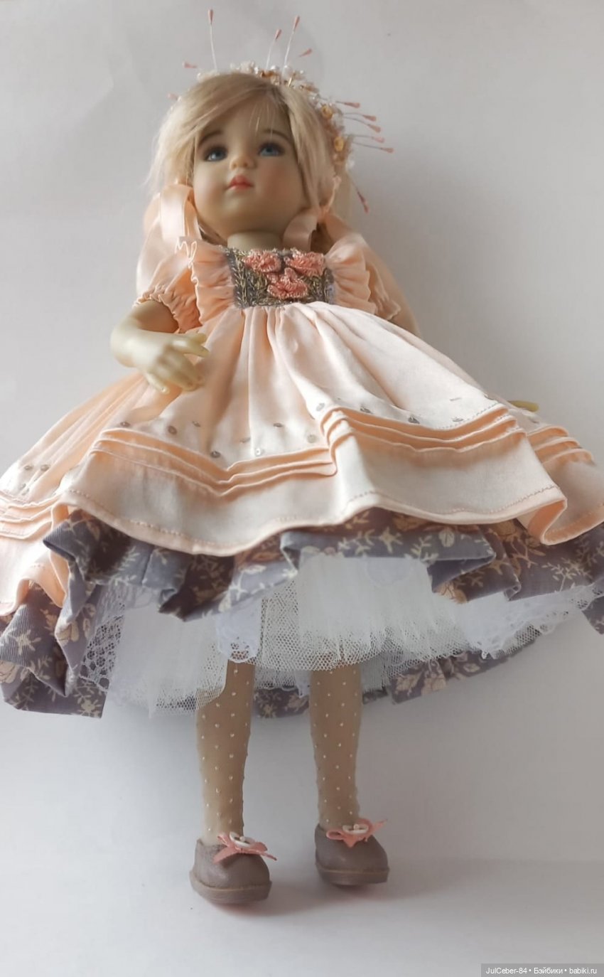 Наряды с веночками одного любимого оттенка (фото 5)