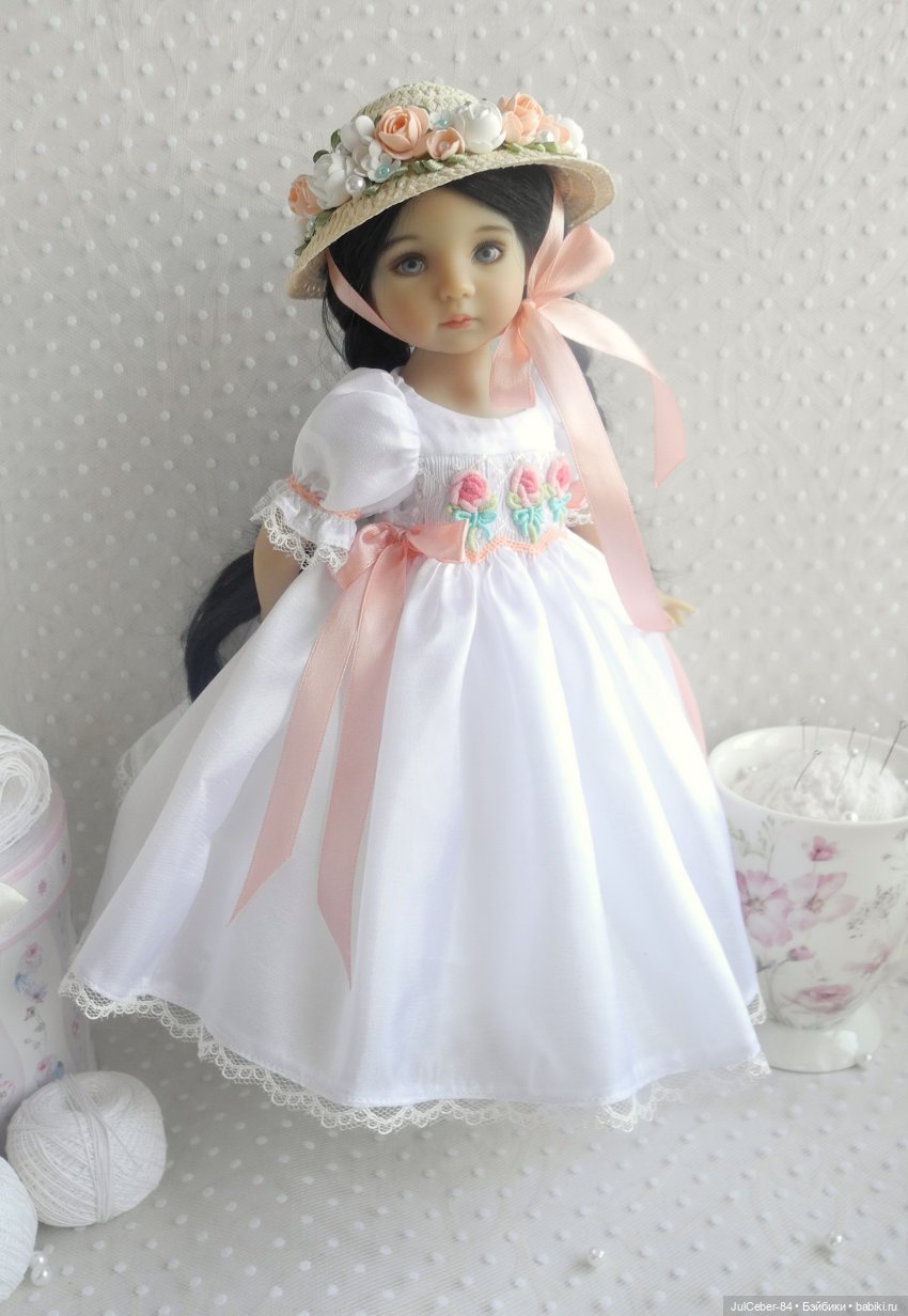 Вышивка смоки в нарядах для Little Darling