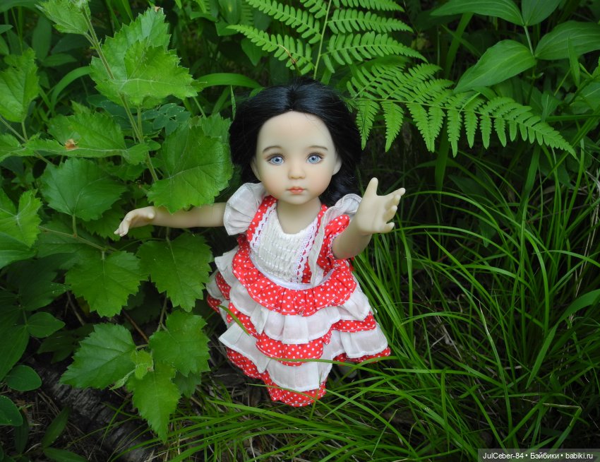 Вышивка смоки в нарядах для Little Darling