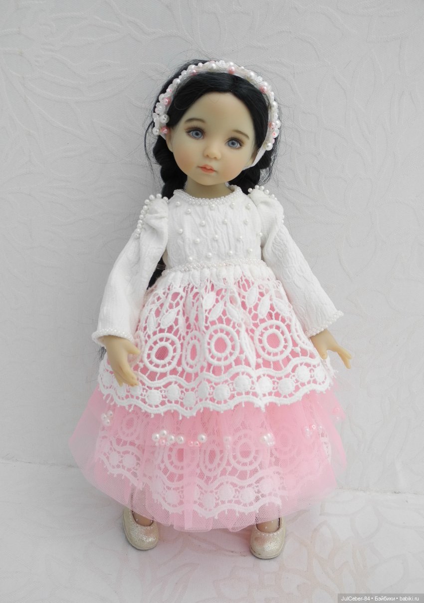 Кружево на сетке в нарядах Little Darling