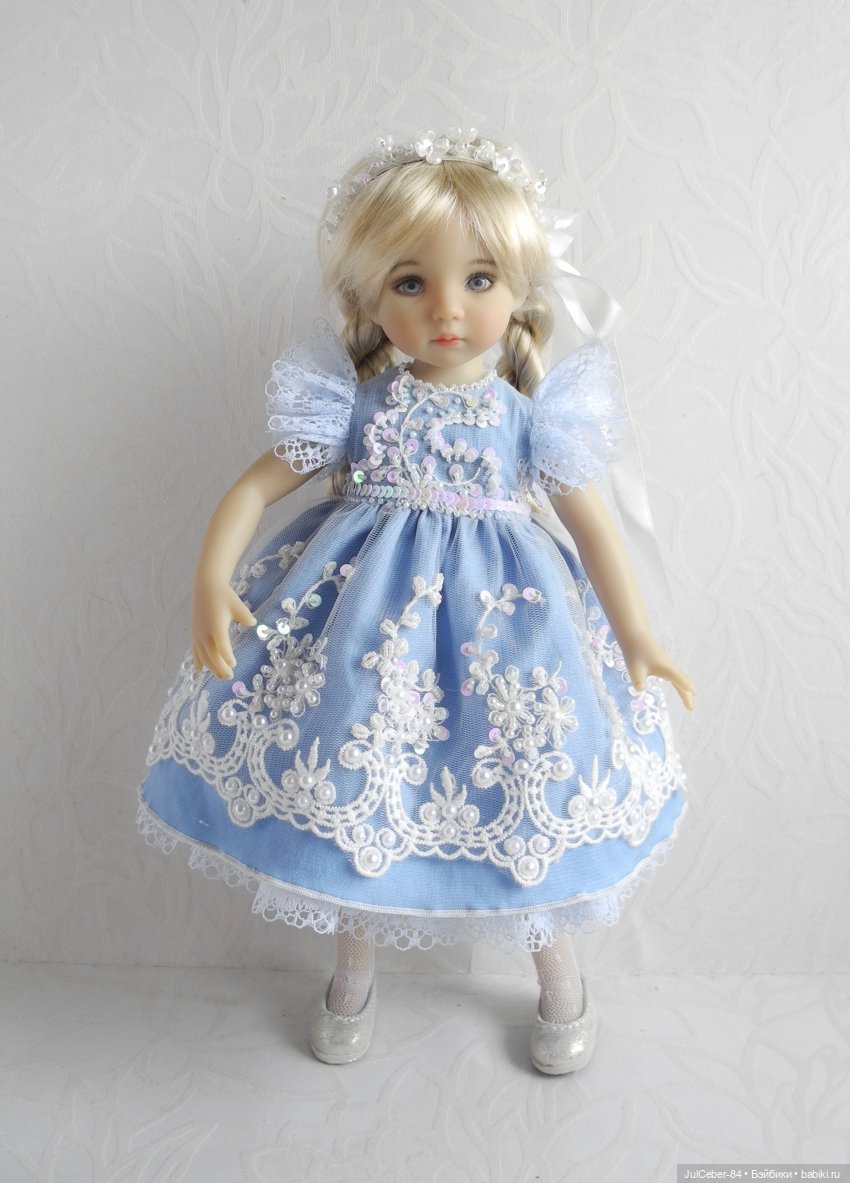 Кружево на сетке в нарядах Little Darling