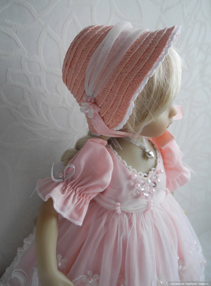 Кружево на сетке в нарядах Little Darling