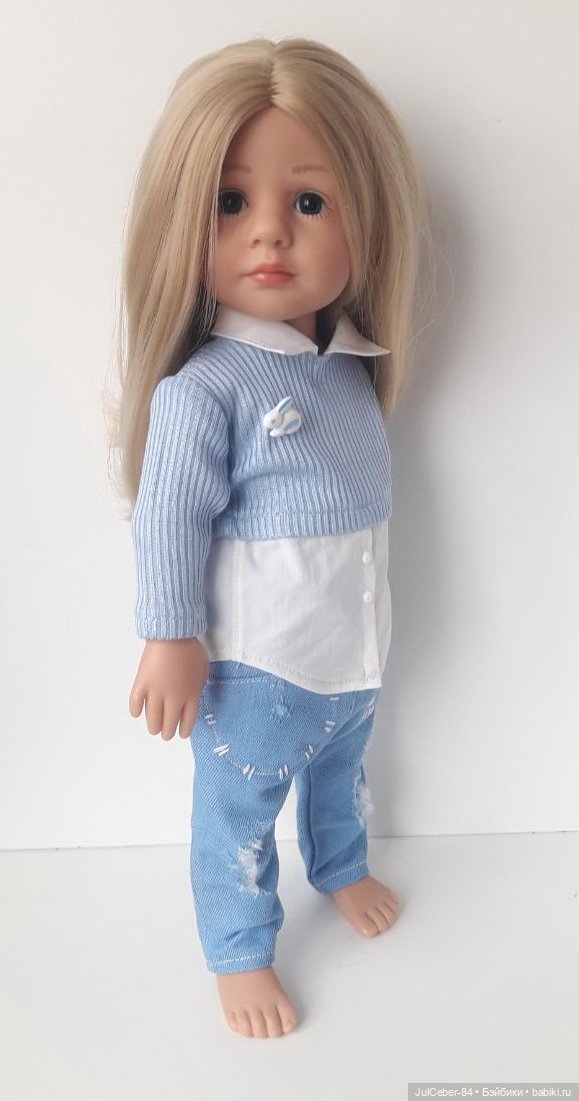 Один фасон костюма, а столько вариантов