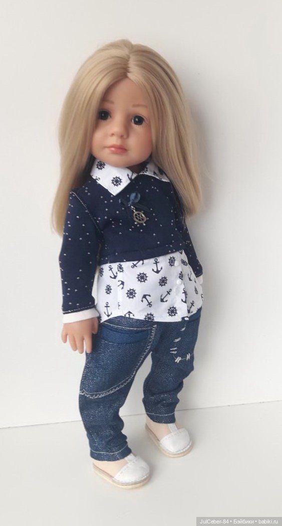 Один фасон костюма, а столько вариантов