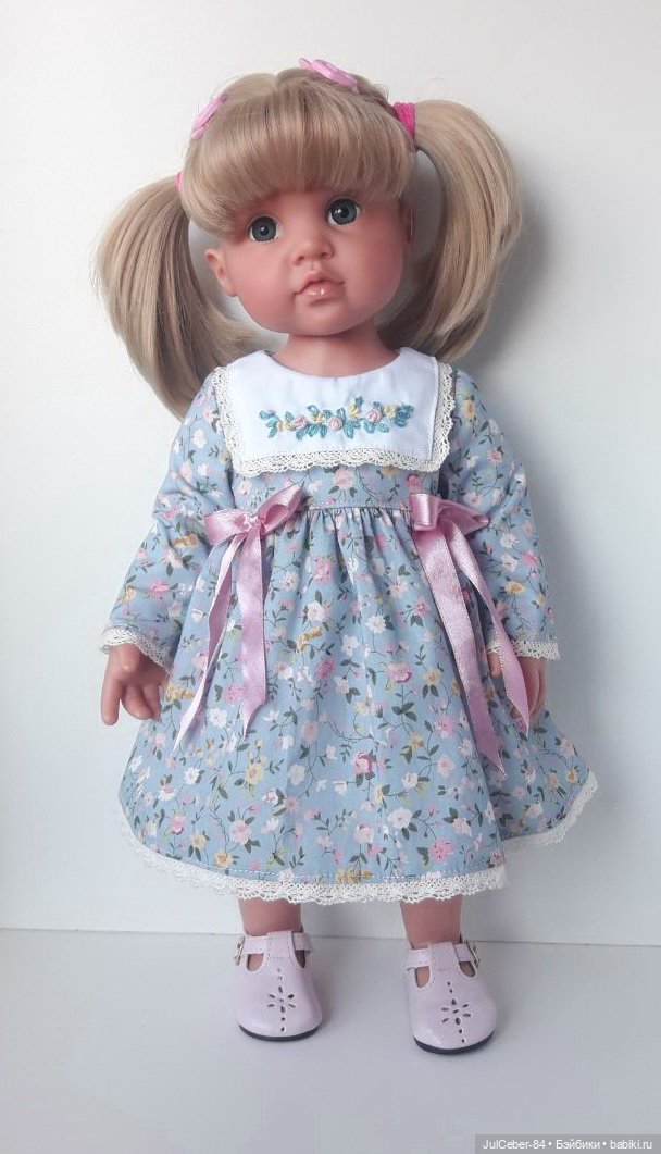 Щекастенькая гостья — Одежда и обувь для кукол своими руками: фото