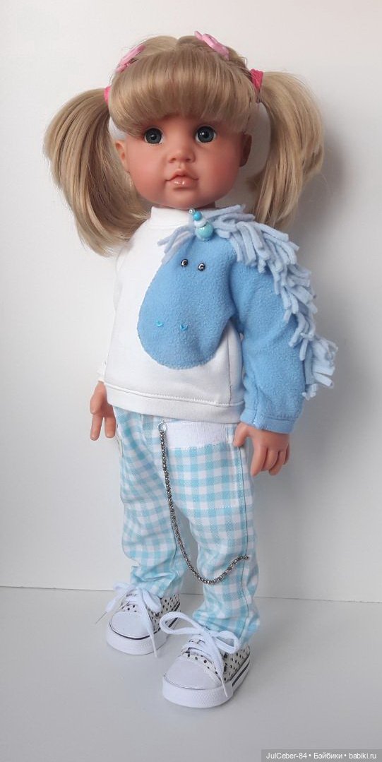 Щекастенькая гостья — Одежда и обувь для кукол своими руками: фото