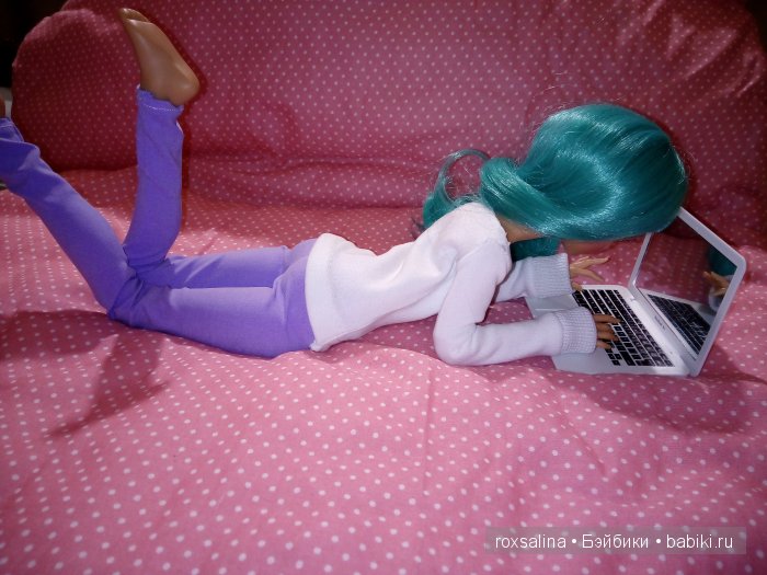 Лёгким движением руки озорница превращается...в мечтательницу (фото 2)