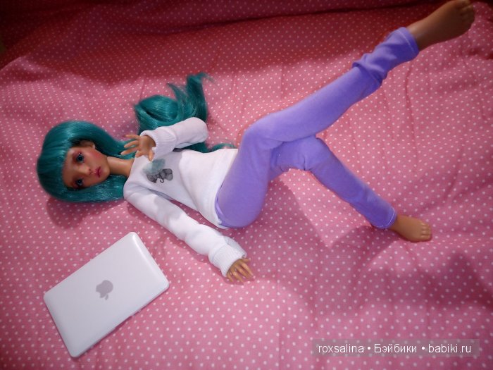 Лёгким движением руки озорница превращается...в мечтательницу (фото 6)