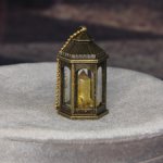 Бронзовый фонарь с золотым кристаллом