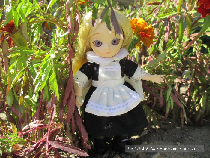 Первый раз в первый класс! Малышка - Аишка