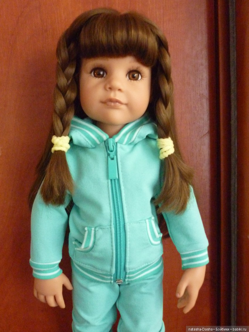 Мои девочки Готц получили посылочки, принарядились