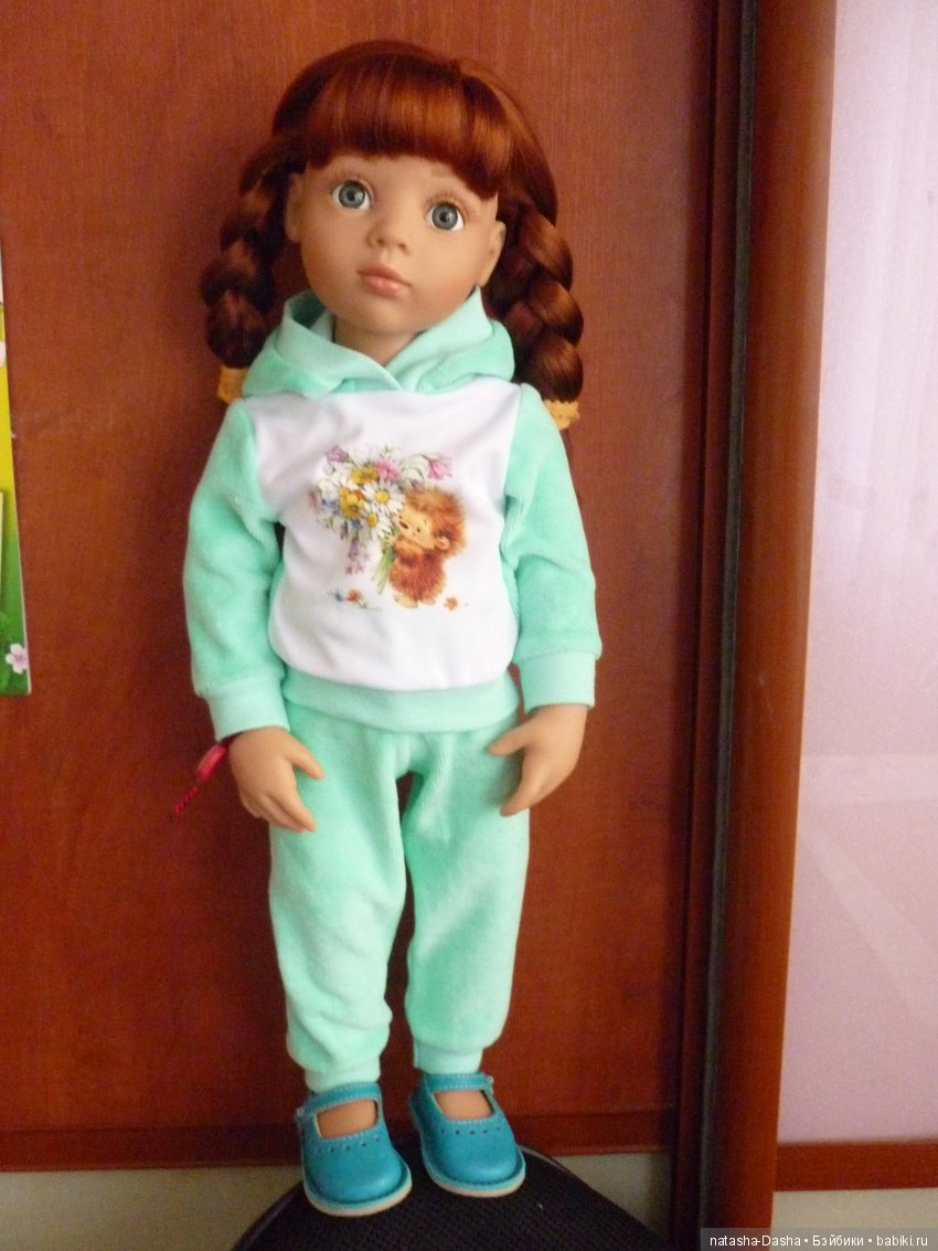 Мои девочки Готц получили посылочки, принарядились