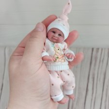 Силиконовая девочка 11 см.