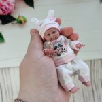 Силиконовая малышка 11 см.