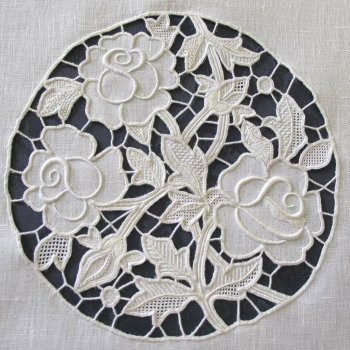 Магия прорезного кружева: всё о вышивке ришелье