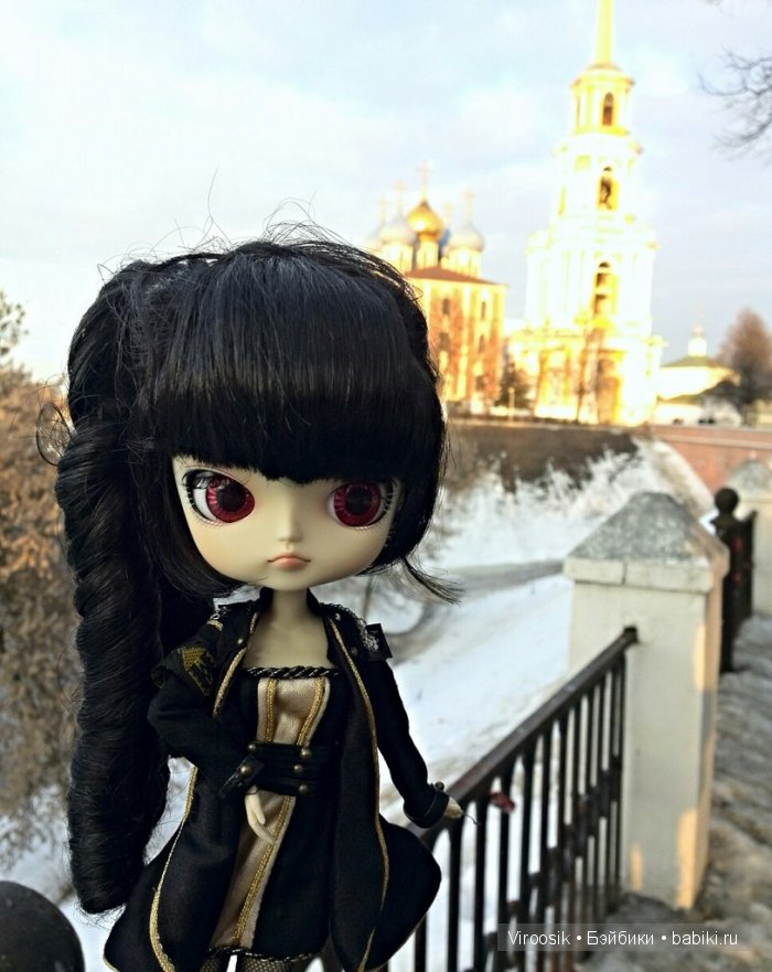 Кукла Dal - Lucia от Groove