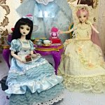 Кузины на чаепитии. Девочки J-doll