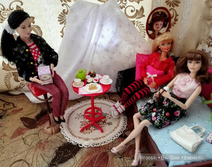 Подружки — Куклы Barbie (Барби): Looks (фото 5)