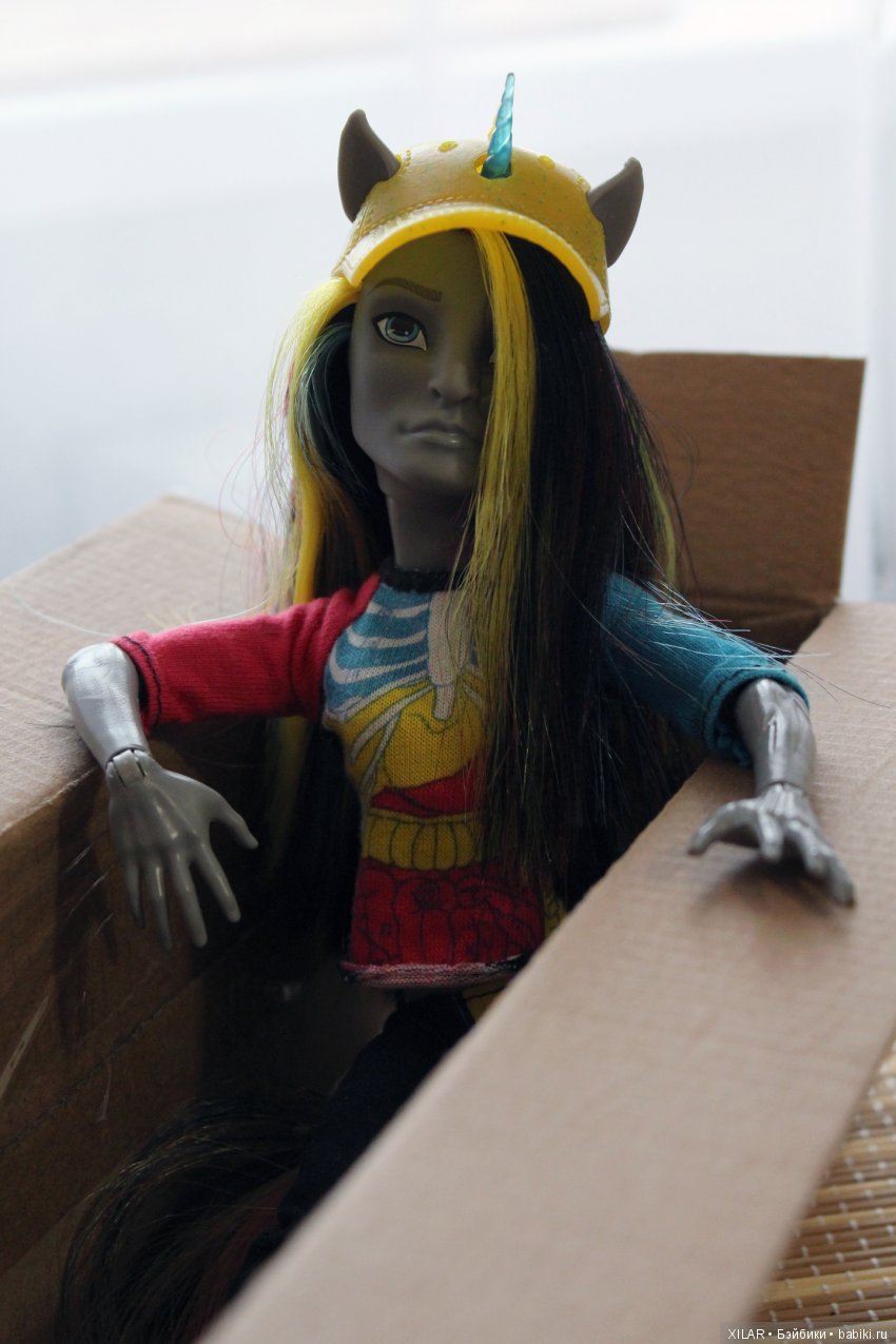 Кто в коробке 2 — Куклы Monster High и Ever After High: G1 (фото 2)