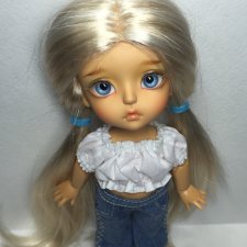 Ну как можно отвести от неё взгляд?! Lati yellow Sissi tan