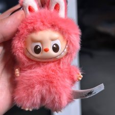 Labubu Pin for Love из голубого пака