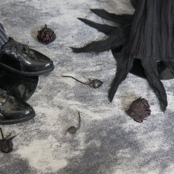 Цветник семейки Аддамс