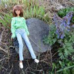 Кукла Момоко, камиз и джинсы