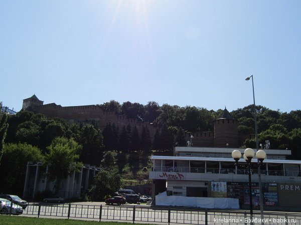 Два памятника влюблённым в небо - небольшая прогулка по Верхне-Волжской набережной